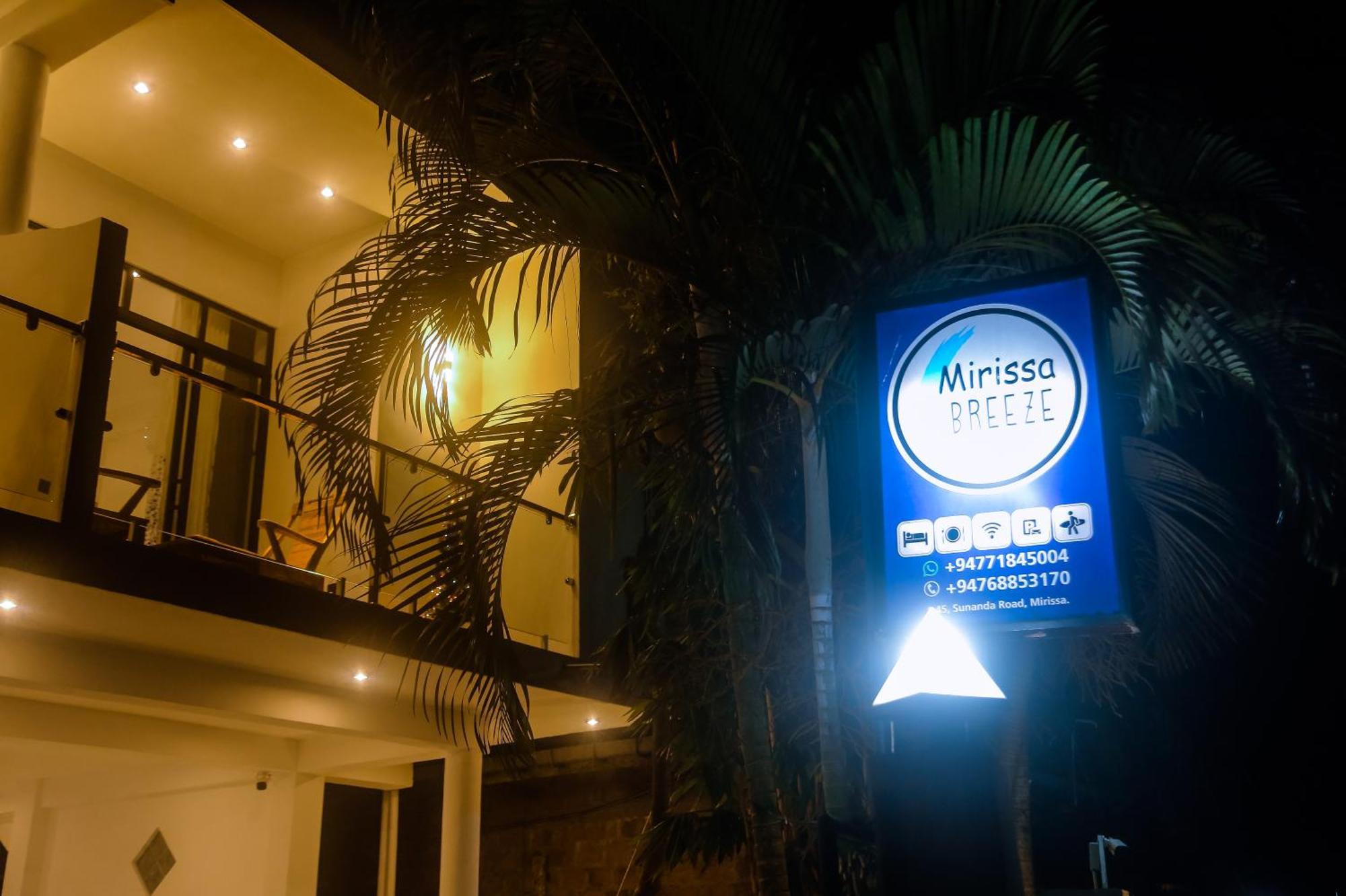 Mirissa Breeze Hotel Exterior foto